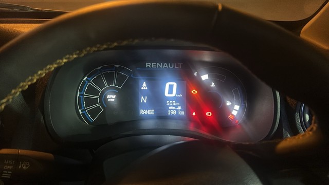 Second-hand 2026 Renault KWID Techno AMT for sale in New Delhi-4