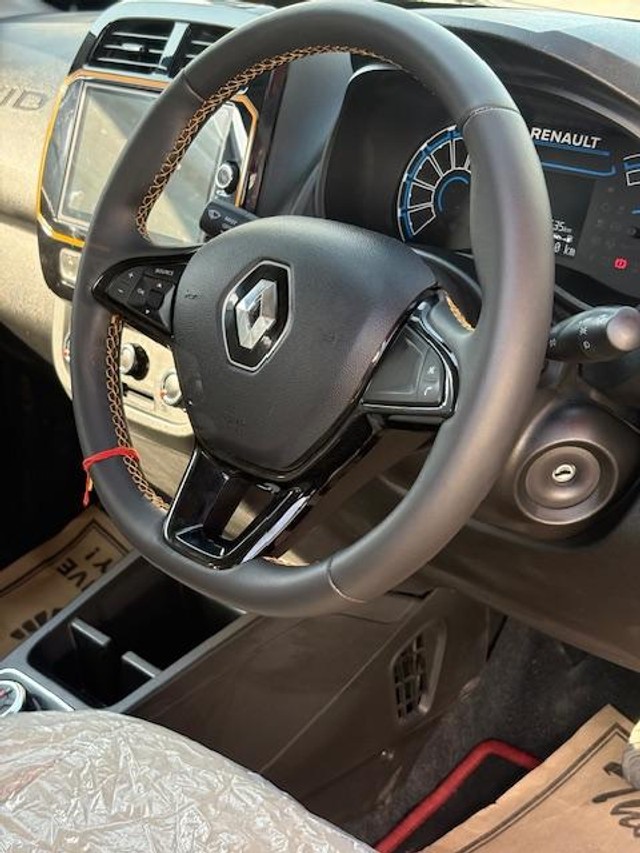 Second-hand 2026 Renault KWID Techno AMT for sale in New Delhi-8