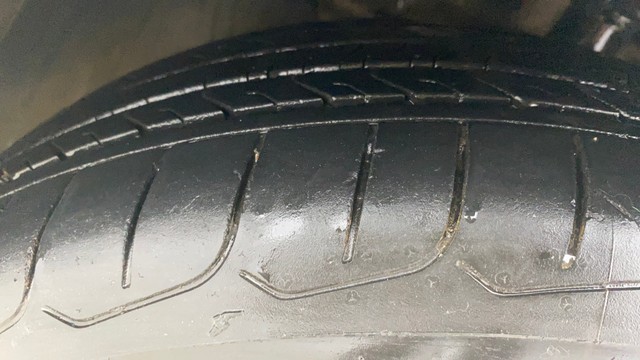 Kia Carens Luxury Plus Diesel AT 6 STR BSVI Second-hand 2022 Kia Carens Luxury Plus Diesel AT 6 STR BSVI for sale in New Delhi-31