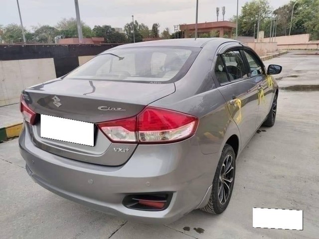 Second-hand 2015 Maruti Suzuki Ciaz VXi Plus for sale in Noida-12