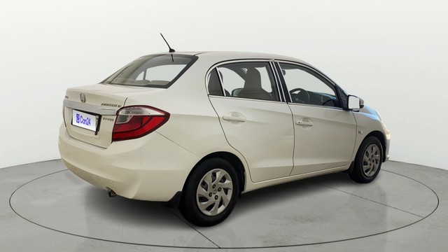 Second-hand 2017 Honda Amaze S i-VTEC for sale in Ahmedabad-13