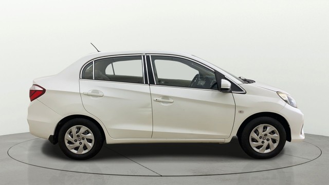 Second-hand 2017 Honda Amaze S i-VTEC for sale in Ahmedabad-12