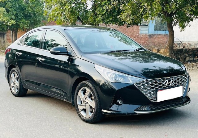 Second-hand 2022 Hyundai Verna SX Diesel for sale in Jaipur-5