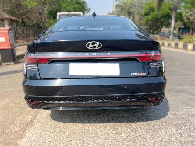 Second-hand 2023 Hyundai Verna SX Opt Turbo DCT for sale in Mumbai-2