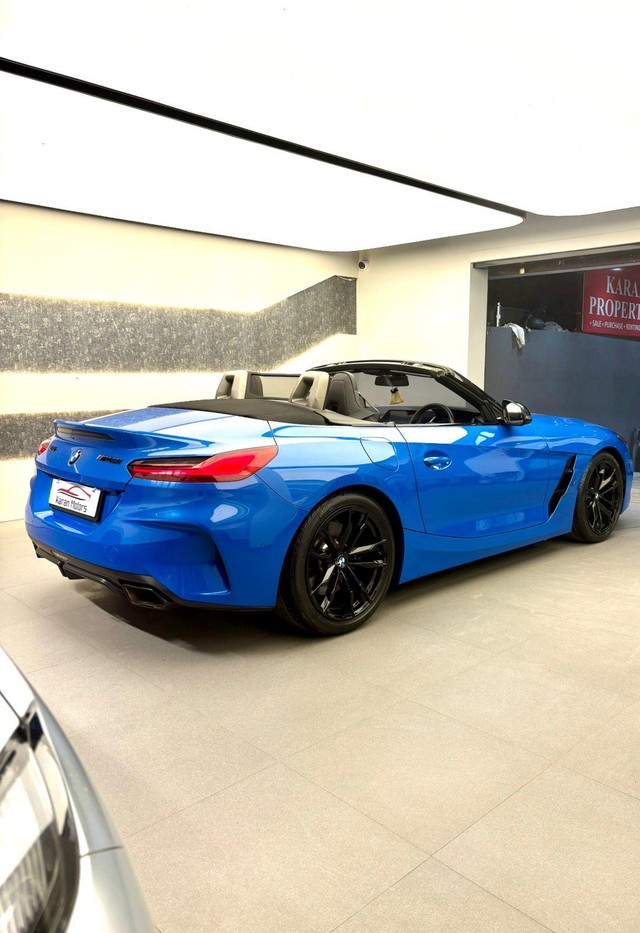 Second-hand 2022 BMW Z4 M40i for sale in New Delhi-6