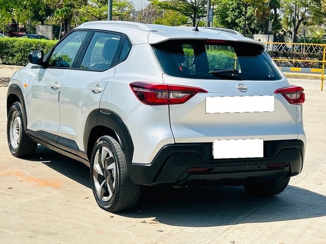 Second-hand 2021 Nissan Magnite XE BSVI for sale in Ahmedabad-8