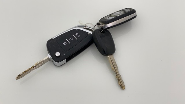 Second-hand 2014 Maruti Suzuki Celerio VXI for sale in Ahmedabad-6