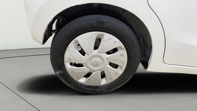 Second-hand 2014 Maruti Suzuki Celerio VXI for sale in Ahmedabad-27