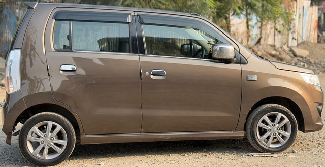 Second-hand 2017 Maruti Suzuki Wagon R VXI Plus for sale in Virar-6