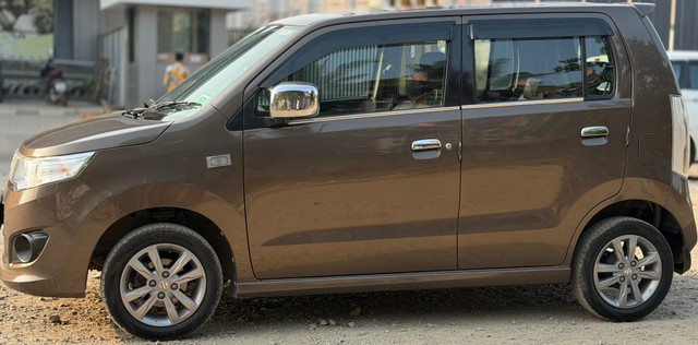 Second-hand 2017 Maruti Suzuki Wagon R VXI Plus for sale in Virar-9