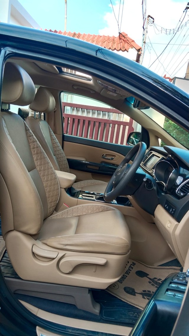 Second-hand 2022 Kia Carnival Limousine for sale in Coimbatore-16