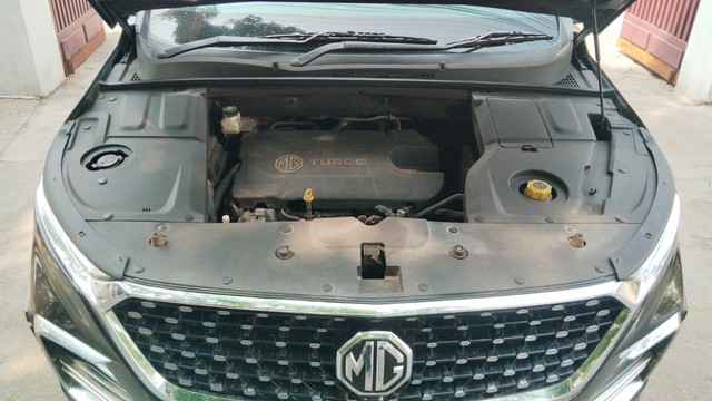 MG Hector Sharp Diesel MT Second-hand 2022 MG Hector Sharp Diesel MT for sale in Coimbatore-13