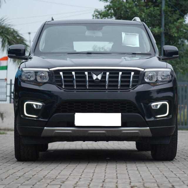 Second-hand 2024 Mahindra Scorpio N Z6 Diesel for sale in Karnal-4