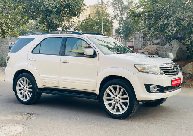 Second-hand 2015 Toyota Fortuner 4x2 Manual for sale in Jaipur-6
