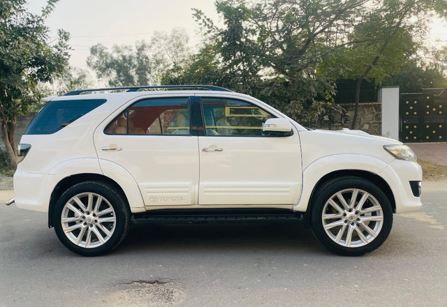 Second-hand 2015 Toyota Fortuner 4x2 Manual for sale in Jaipur-1