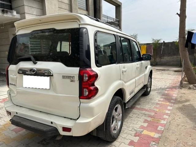 Second-hand 2018 Mahindra Scorpio S11 BSIV for sale in Moga-6