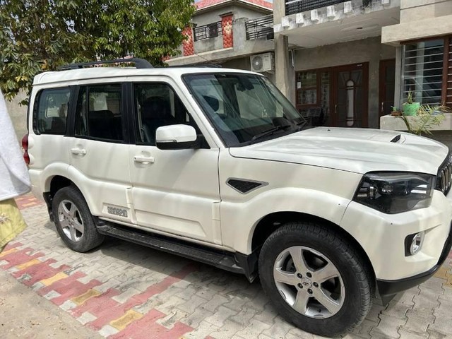 Second-hand 2018 Mahindra Scorpio S11 BSIV for sale in Moga-8