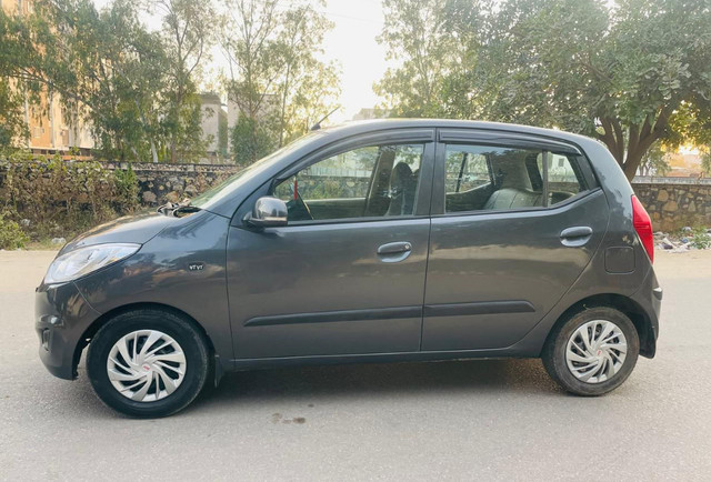 Second-hand 2011 Hyundai i10 Magna for sale in Jaipur-3