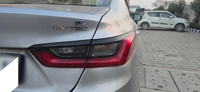 Honda City V MT Second-hand 2020 Honda City V MT for sale in Sahibabad-9