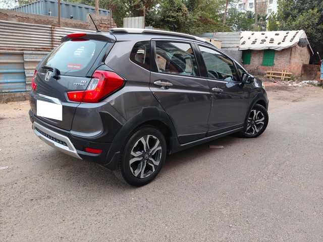 Second-hand 2019 Honda WR-V i-VTEC VX for sale in Kolkata-2