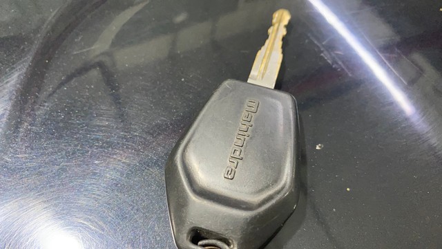 Second-hand 2016 Mahindra TUV 300 T4 for sale in Kolkata-8