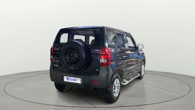 Second-hand 2016 Mahindra TUV 300 T4 for sale in Kolkata-13