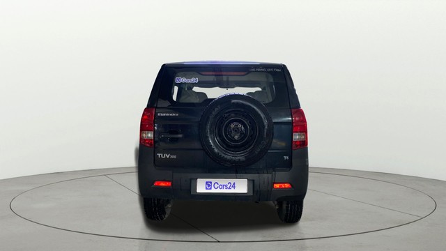 Second-hand 2016 Mahindra TUV 300 T4 for sale in Kolkata-14