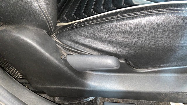 Second-hand 2018 Maruti Suzuki Vitara Brezza VDi AMT for sale in Kolkata-9