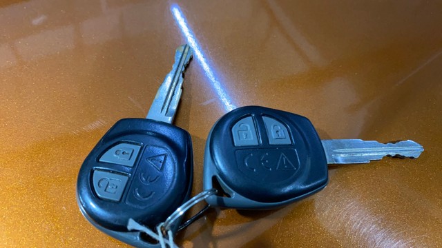 Second-hand 2018 Maruti Suzuki Vitara Brezza VDi AMT for sale in Kolkata-6