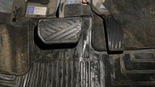 Second-hand 2018 Maruti Suzuki Vitara Brezza VDi AMT for sale in Kolkata-24