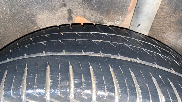 Second-hand 2018 Maruti Suzuki Vitara Brezza VDi AMT for sale in Kolkata-7