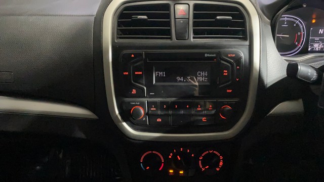 Second-hand 2018 Maruti Suzuki Vitara Brezza VDi AMT for sale in Kolkata-10