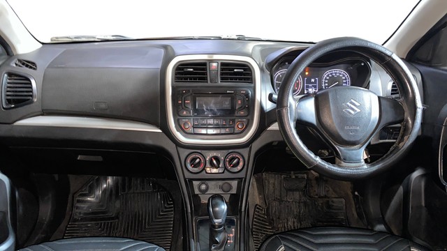 Second-hand 2018 Maruti Suzuki Vitara Brezza VDi AMT for sale in Kolkata-21