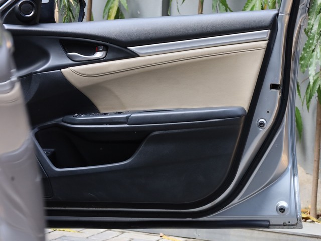 Second-hand 2019 Honda Civic ZX BSIV for sale in Kolkata-13