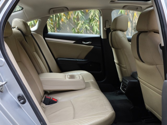 Second-hand 2019 Honda Civic ZX BSIV for sale in Kolkata-11