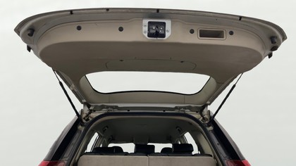 Second-hand 2016 Mahindra XUV500 W4 1.99 mHawk for sale in Lucknow