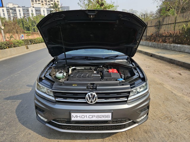 Second-hand 2017 Volkswagen Tiguan 2.0 TDI Highline for sale in Mumbai-13