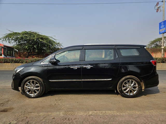 Second-hand 2020 Kia Carnival Limousine for sale in Mumbai-8