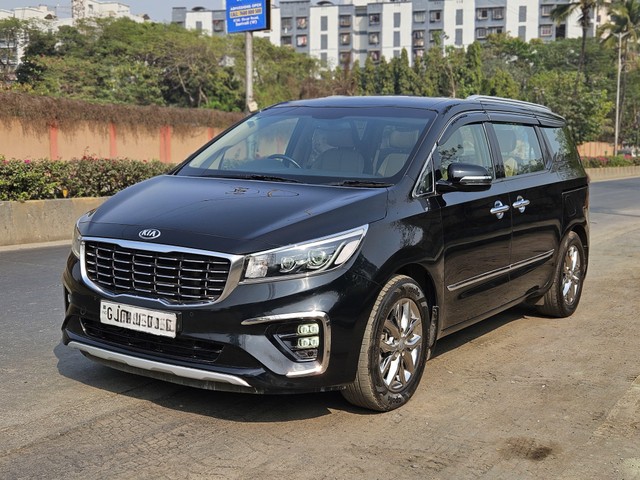 Second-hand 2020 Kia Carnival Limousine for sale in Mumbai-5