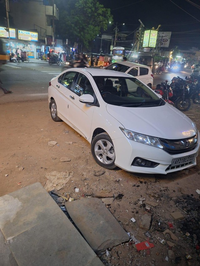 Honda City i DTec S Second-hand 2016 Honda City i DTec S for sale in Nandyal-4