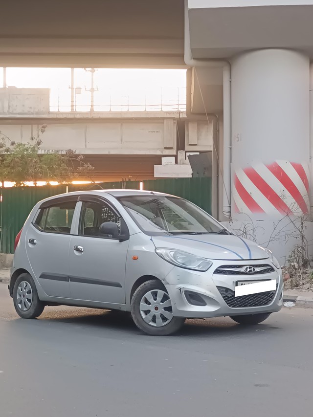 Second-hand 2015 Hyundai i10 Magna 1.1L for sale in New Delhi-10