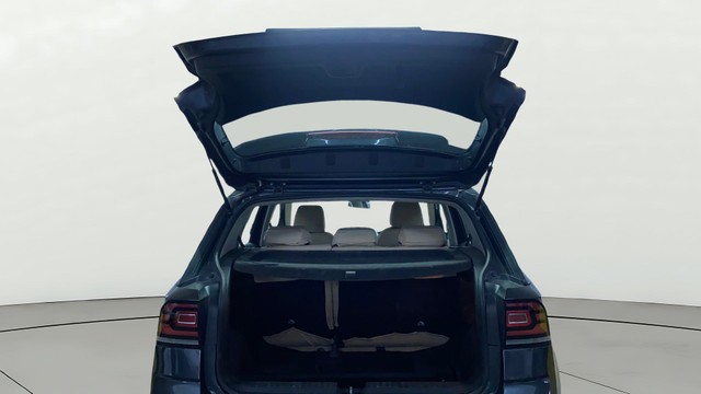 Second-hand 2022 Volkswagen Taigun 1.0 TSI Highline BSVI for sale in Surat-20