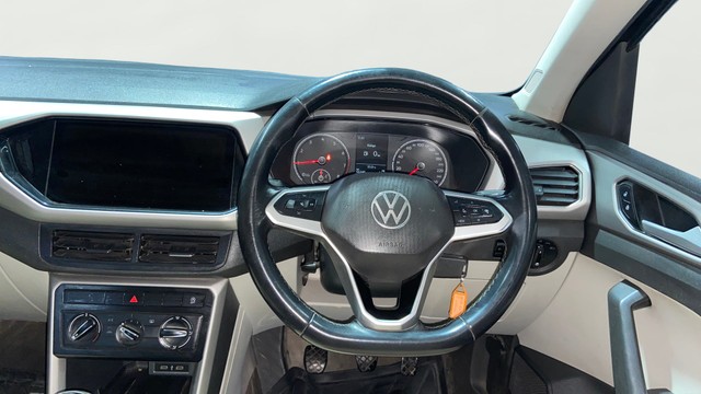 Second-hand 2022 Volkswagen Taigun 1.0 TSI Highline BSVI for sale in Surat-12