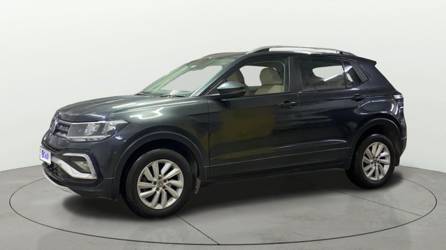 Second-hand 2022 Volkswagen Taigun 1.0 TSI Highline BSVI for sale in Surat-6