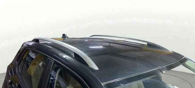 Second-hand 2022 Volkswagen Taigun 1.0 TSI Highline BSVI for sale in Surat-8