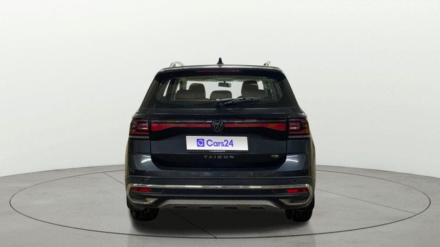 Second-hand 2022 Volkswagen Taigun 1.0 TSI Highline BSVI for sale in Surat-3