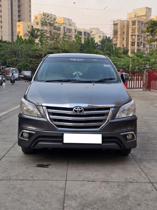 Second-hand 2014 Toyota Innova 2.5 VX (Diesel) 8 Seater for sale in Mumbai-9