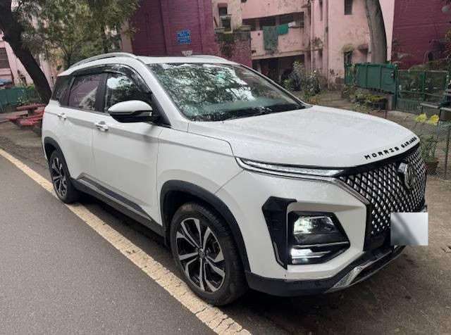 Second-hand 2025 MG Hector Select Pro CVT 2023-2025 for sale in Meerut-1