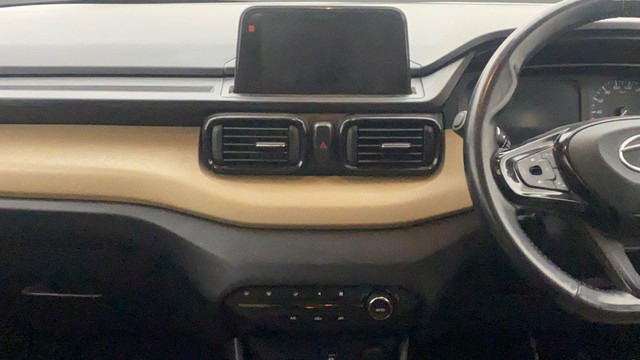 Second-hand 2022 Tata Punch Creative Kaziranga Edition for sale in Bangalore-22