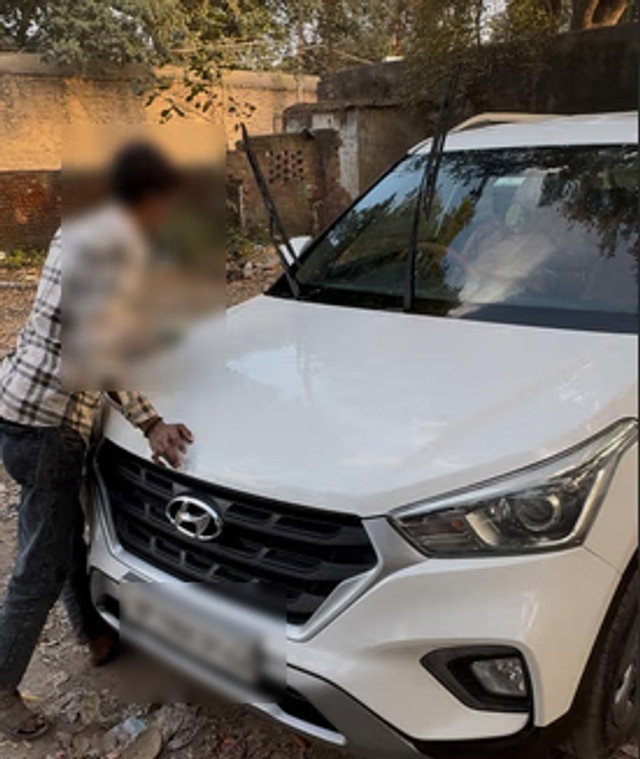 Second-hand 2015 Hyundai Creta 1.4 CRDi S for sale in Allahabad-2